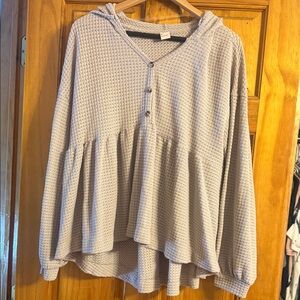 SO Women's Light Gray Waffle Knit Hoodie